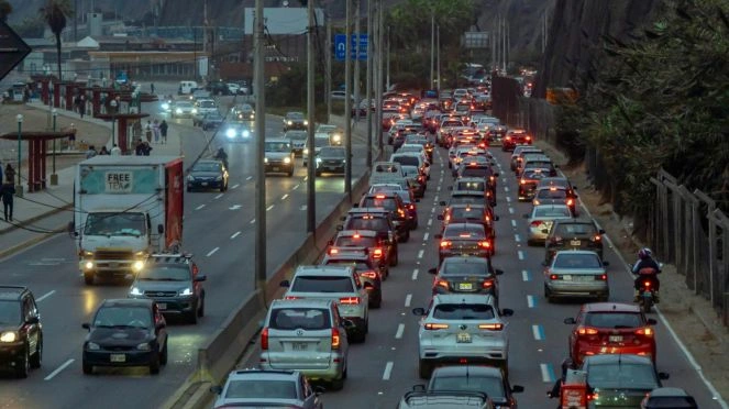 Drive Safely During Melbourne Peak Hour Traffic